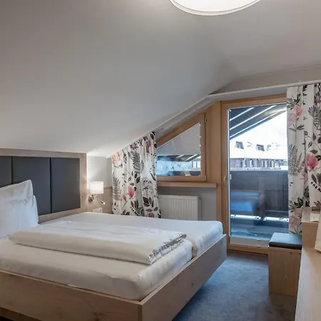 Hotel Skihotel Haus Gurgl 4*